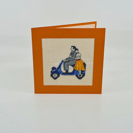 Carte de vœux brodée à la main - "Vespa et amour" - 14.5x14.5cm