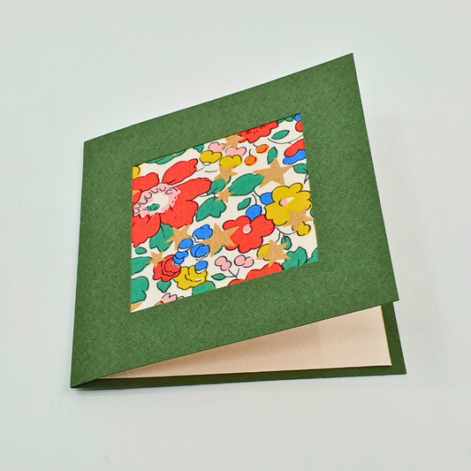 Carte de vœux Papier et Tissu - "Fleur rouge" - 10x10cm