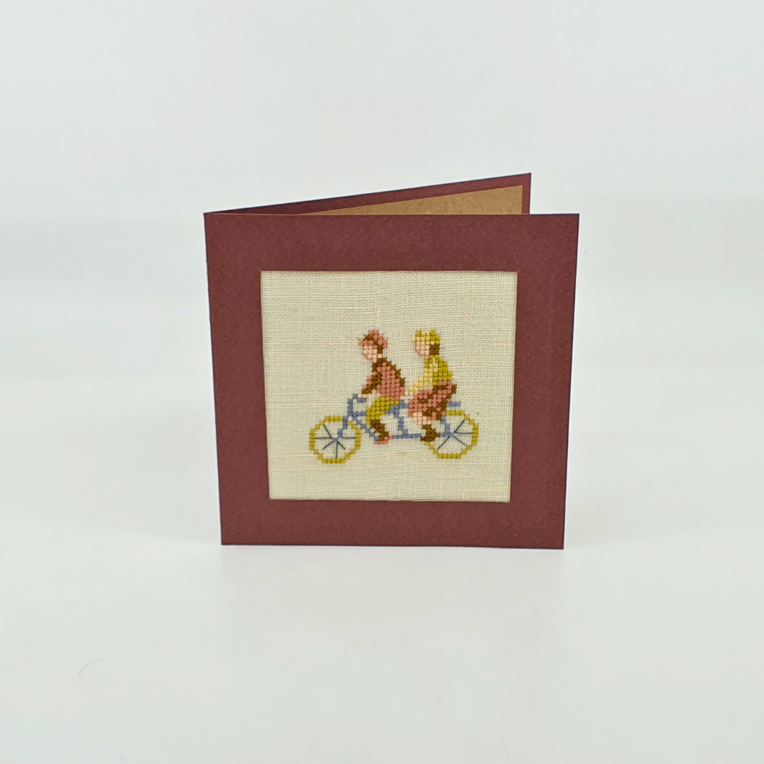 Carte de vœux brodée à la main - "Vélo tandem" - 13x13cm